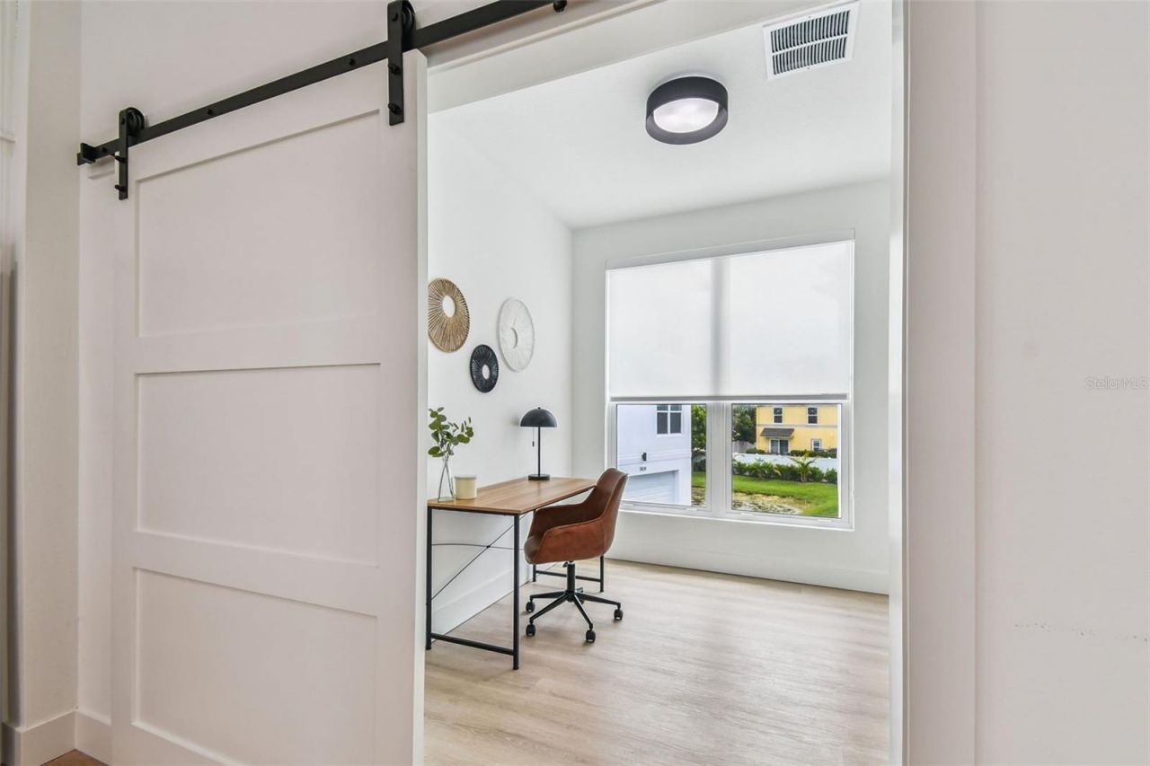 3840 Pompano Drive Se, Saint Petersburg, FL 33705 Photo