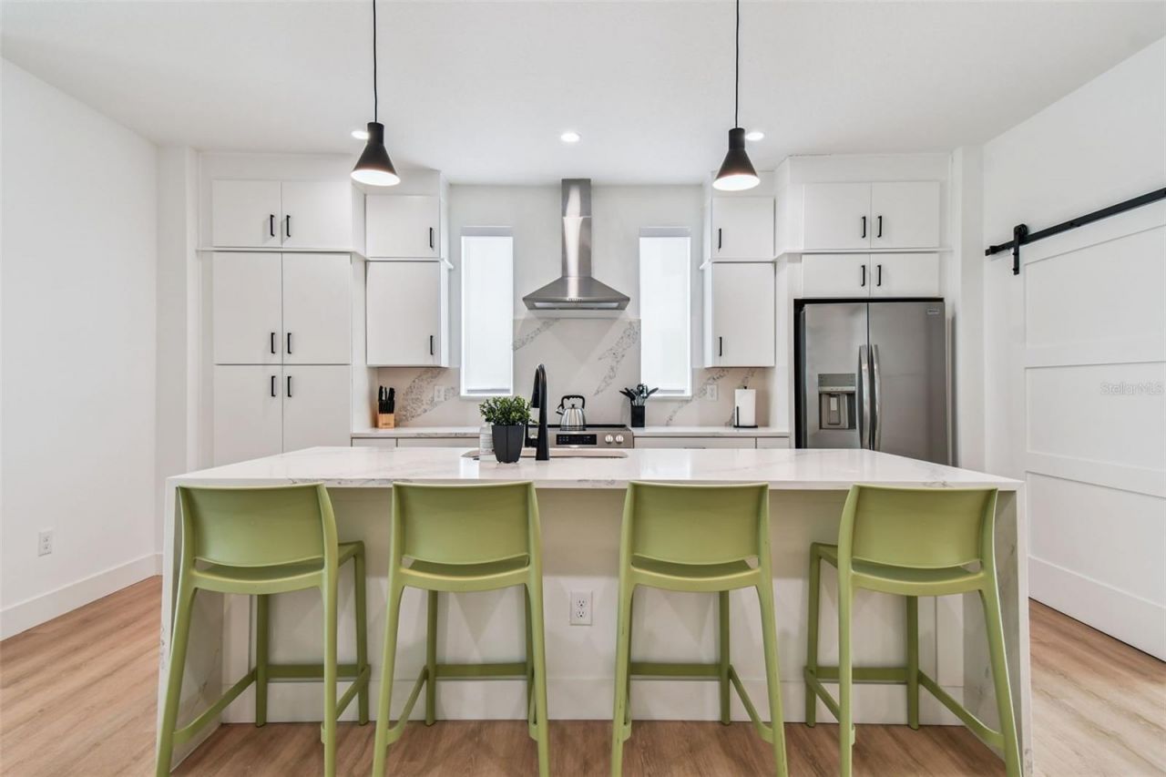 3840 Pompano Drive Se, Saint Petersburg, FL 33705 Photo