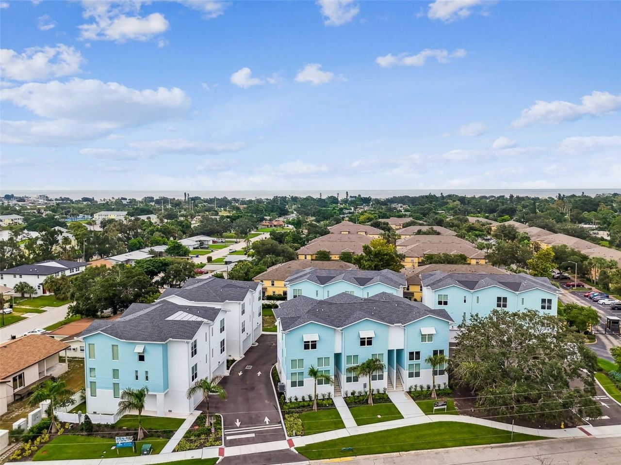 3840 Pompano Drive Se, Saint Petersburg, FL 33705 Photo