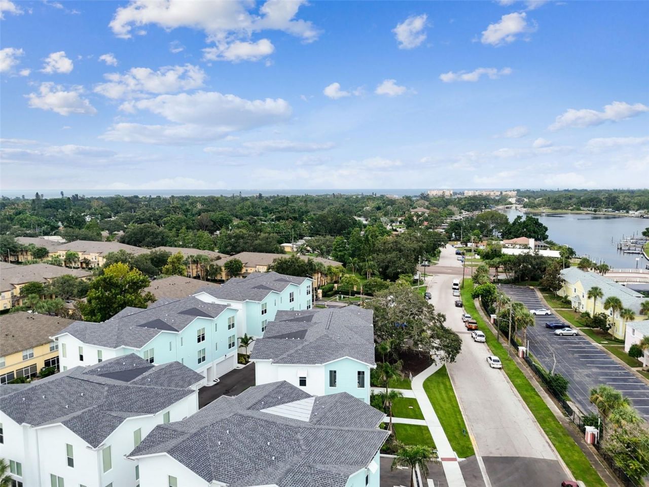 3840 Pompano Drive Se, Saint Petersburg, FL 33705 Photo