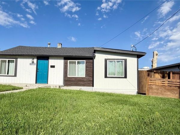 2201 W Warren Avenue, Englewood, CO 80110