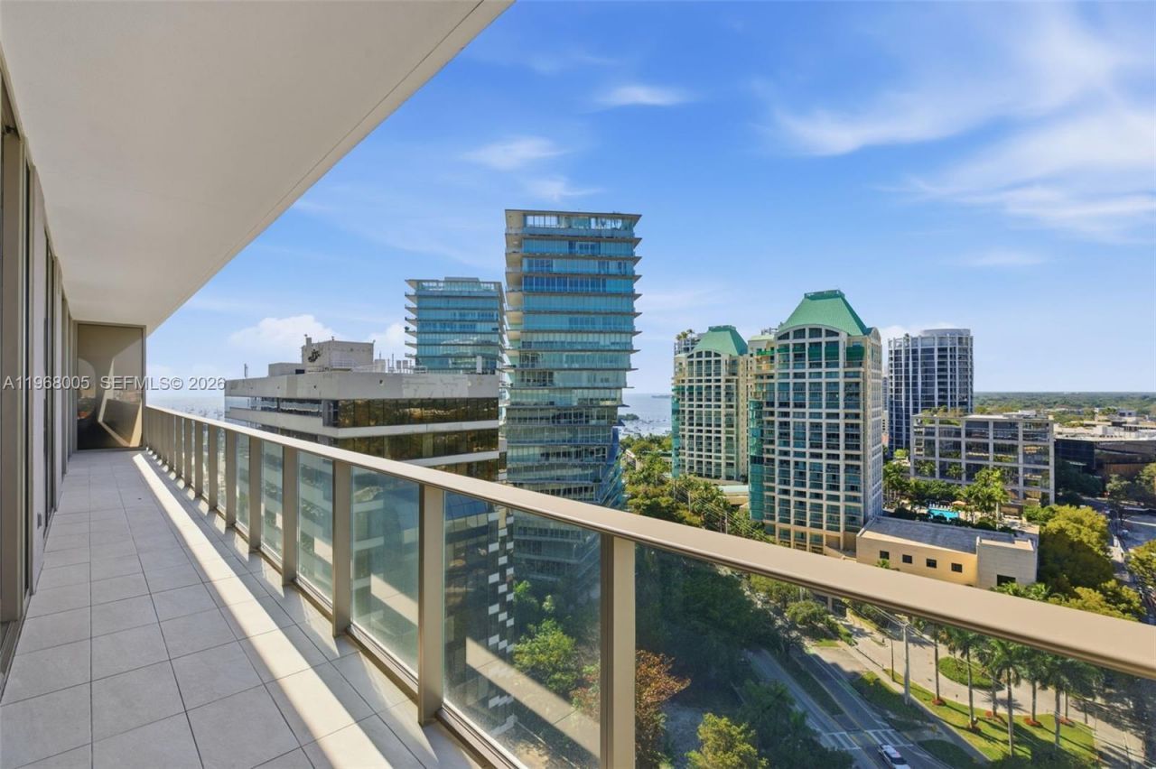 2678 Tigertail Ave, Unit 1501, Miami, FL 33133 Photo