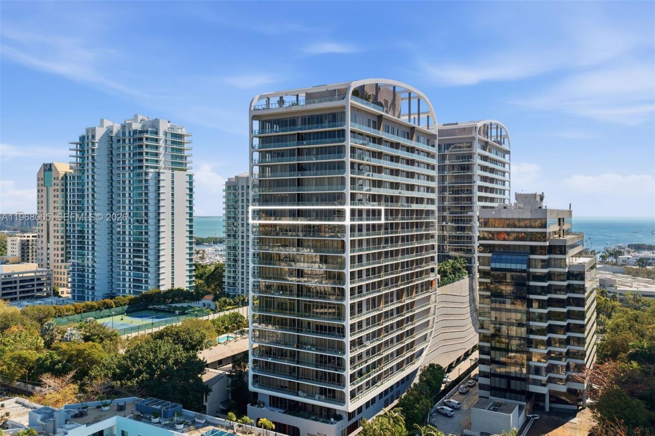 2678 Tigertail Ave, Unit 1501, Miami, FL 33133 Photo