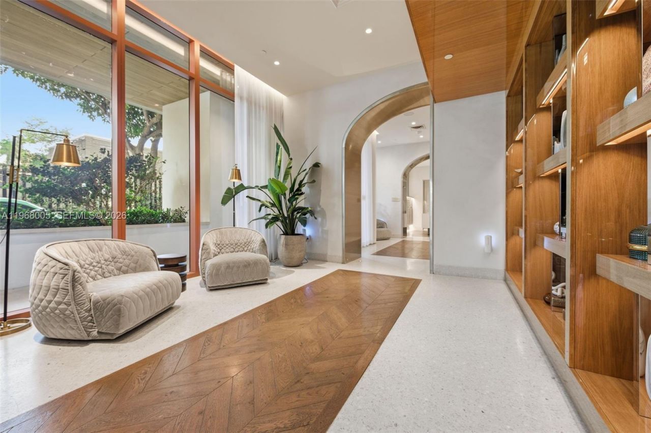 2678 Tigertail Ave, Unit 1501, Miami, FL 33133 Photo