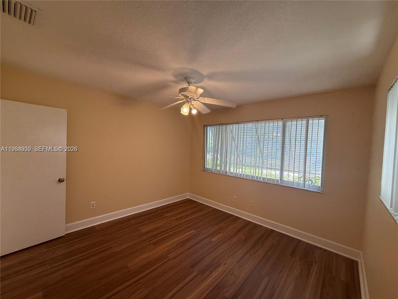 2271 SW 30th Ter, Fort Lauderdale, FL 33312 Photo