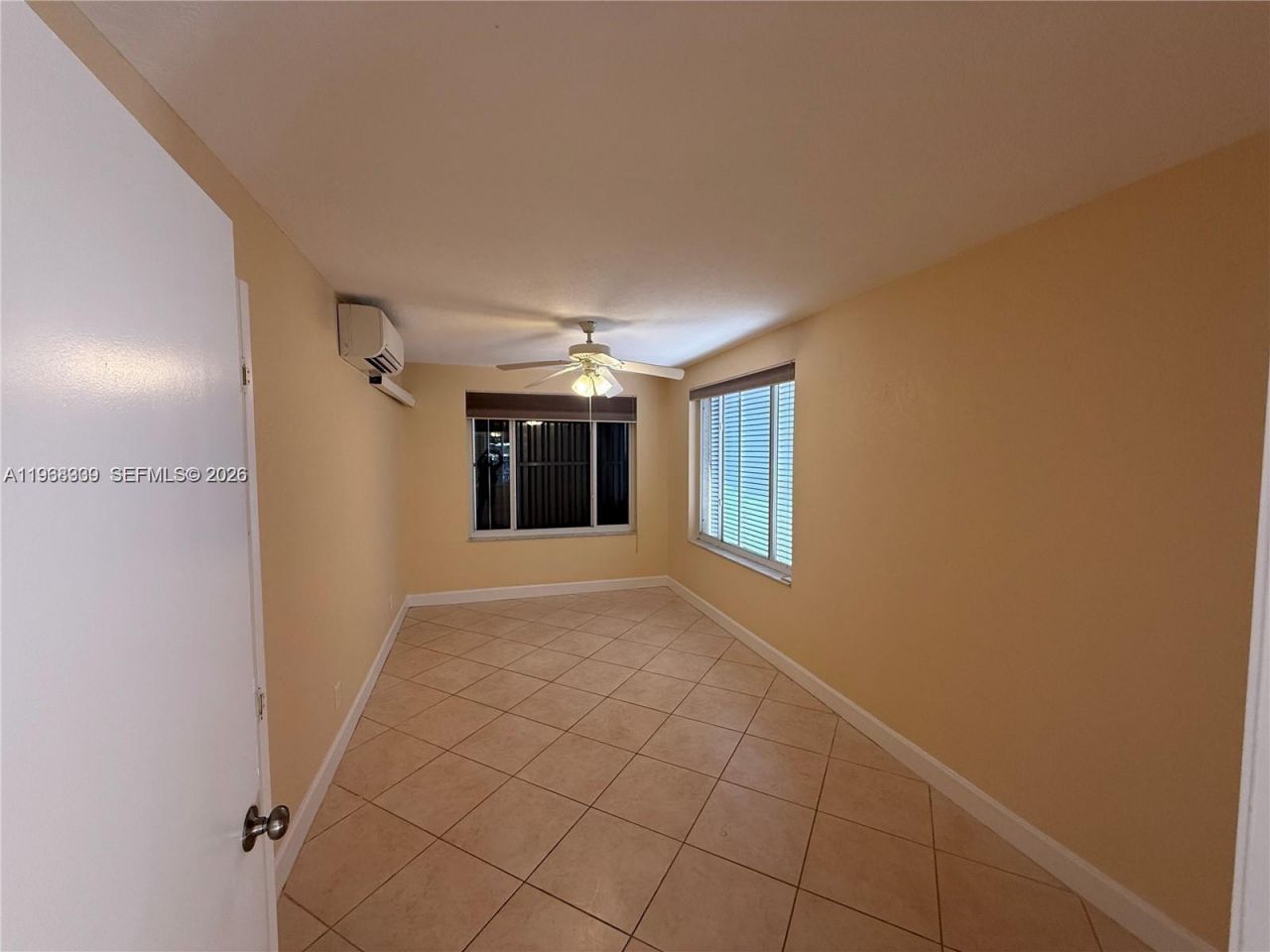 2271 SW 30th Ter, Fort Lauderdale, FL 33312 Photo