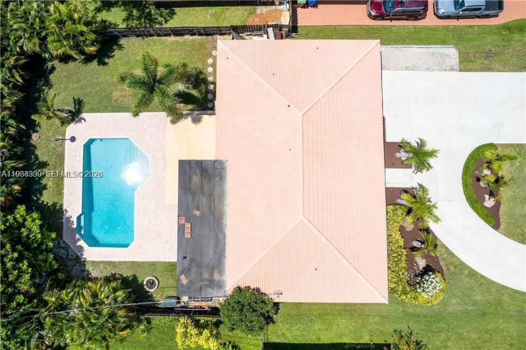 2271 SW 30th Ter, Fort Lauderdale, FL 33312 Photo