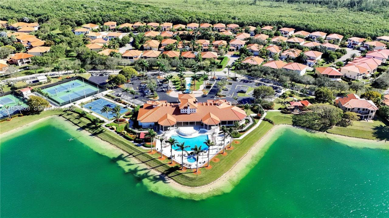 7823 SW 195th Ter , Cutler Bay, FL 33157 Photo