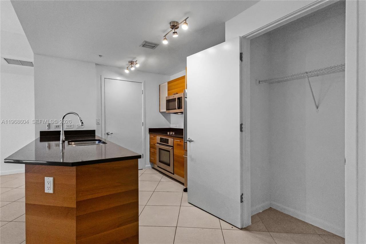 3301 NE 1st Ave , Unit H1108, Miami, FL 33137 Photo