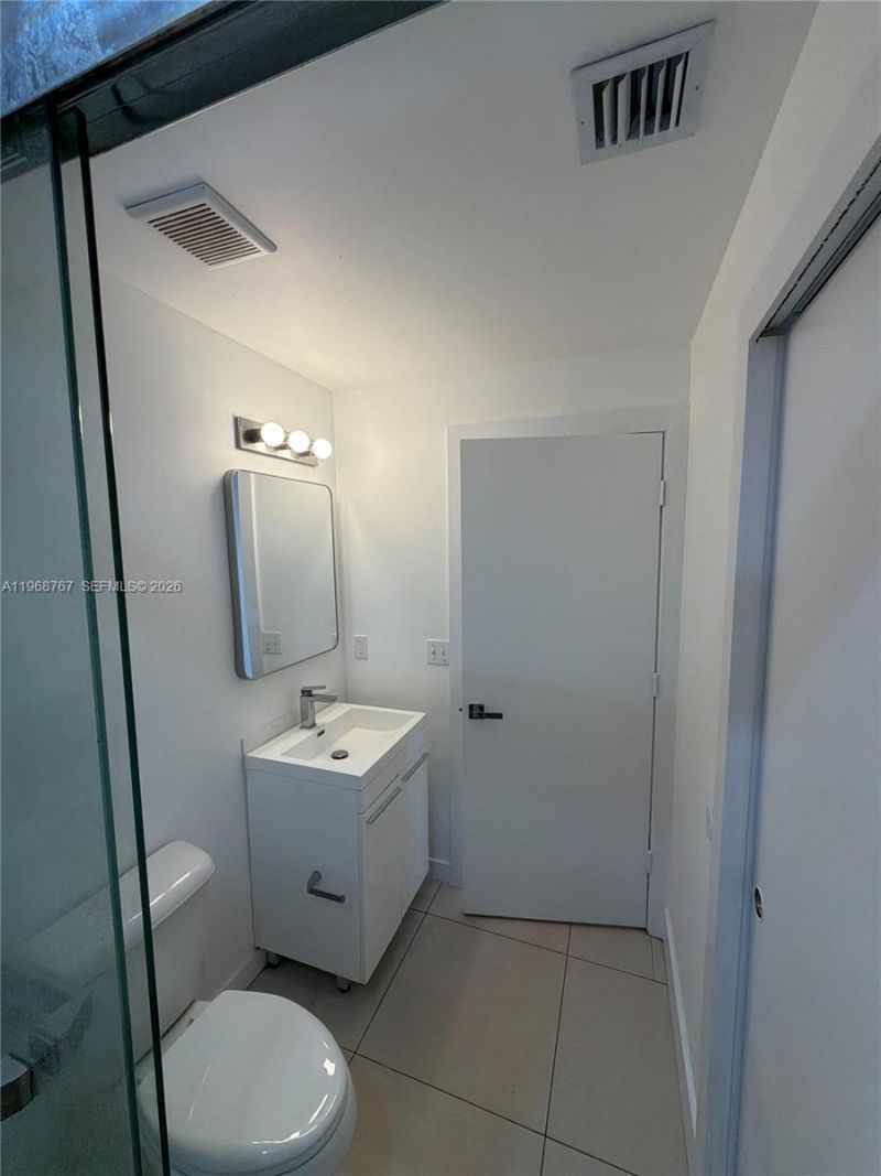 829 SW 18th Ave , Unit 109, Miami, FL 33135 Photo