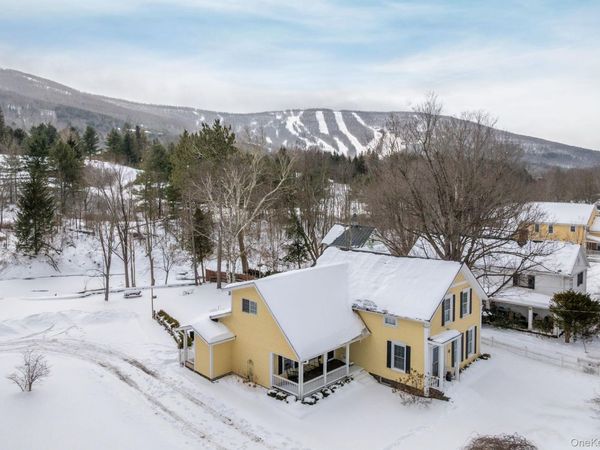 5287 Route 23 , Windham, NY 12496