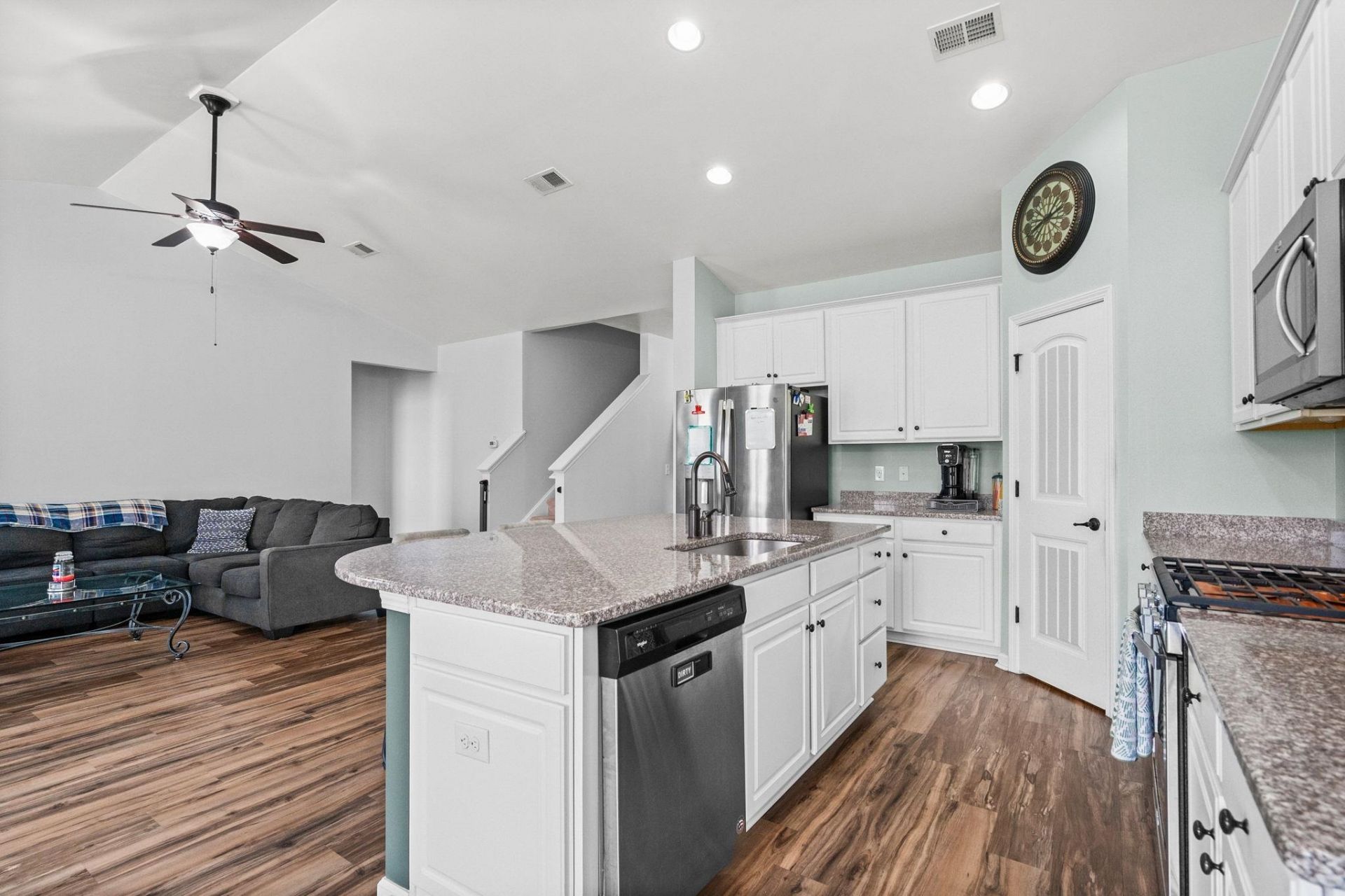 1076 Caprisia Loop Photo 15