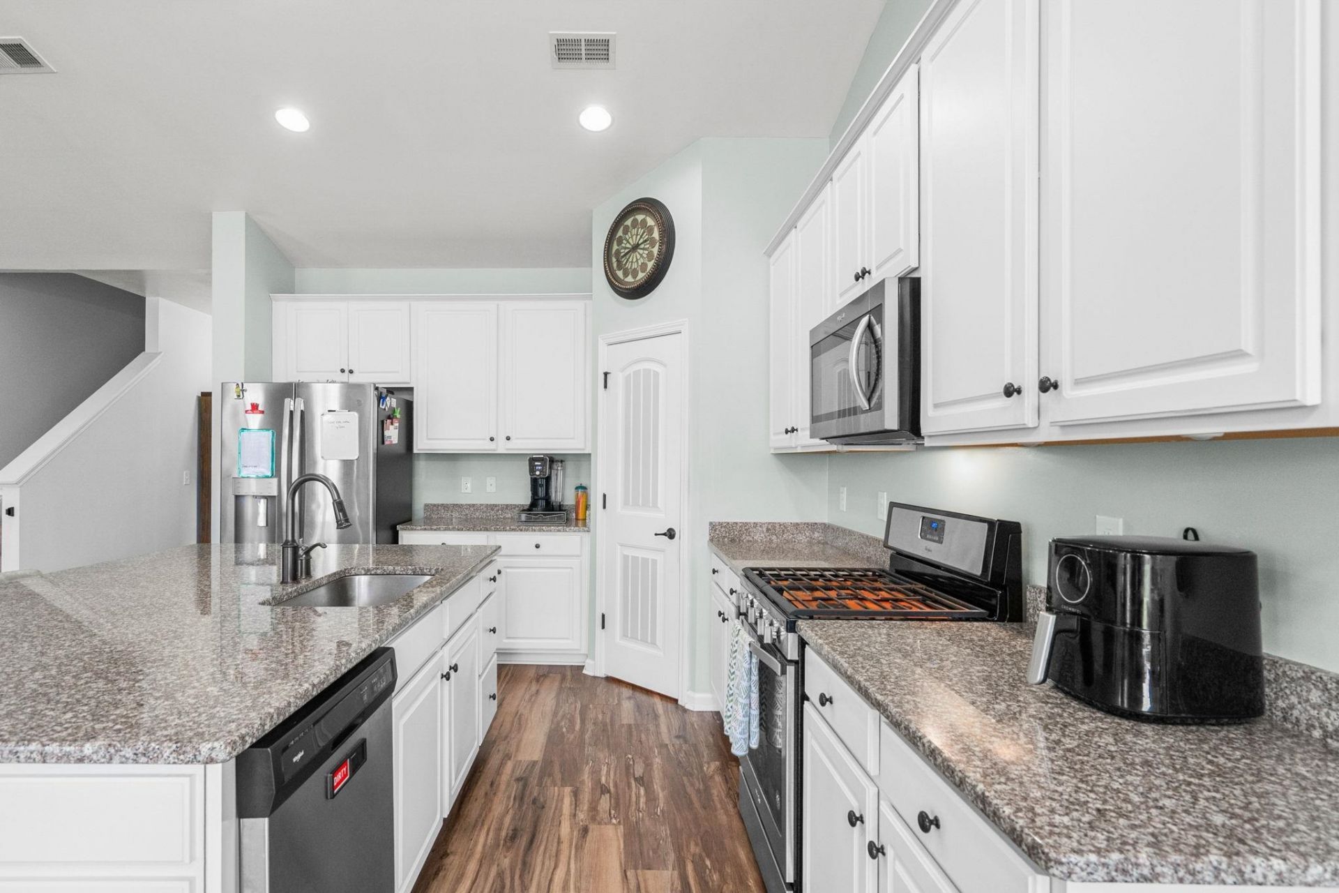 1076 Caprisia Loop Photo 17