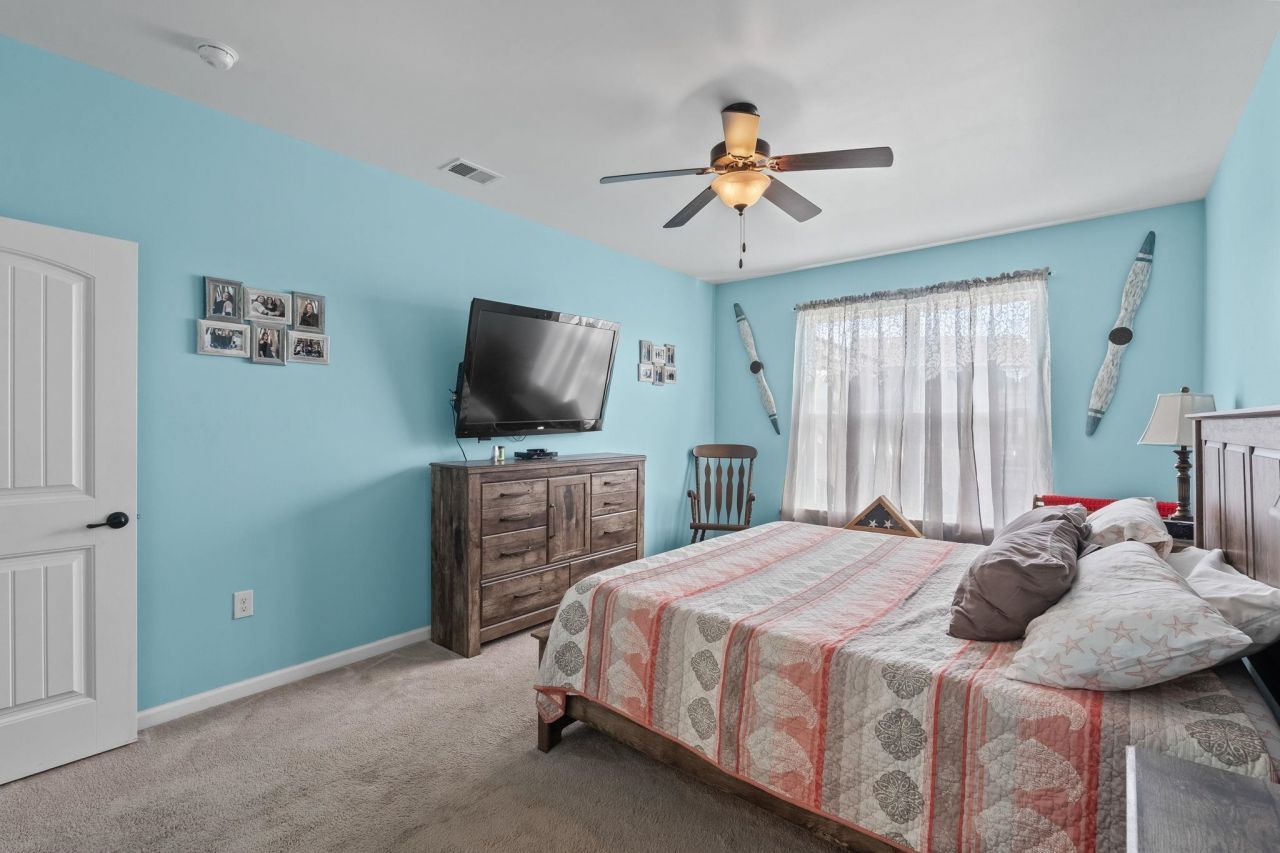 1076 Caprisia Loop  Photo 34