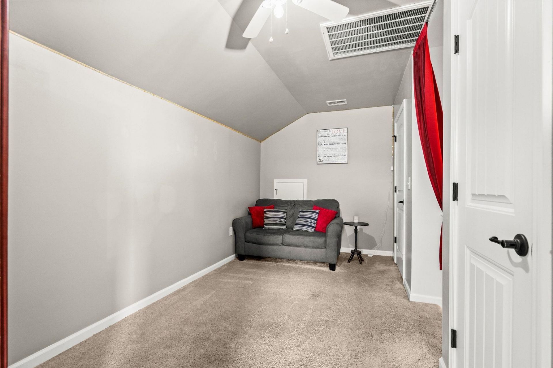 1076 Caprisia Loop Photo 52