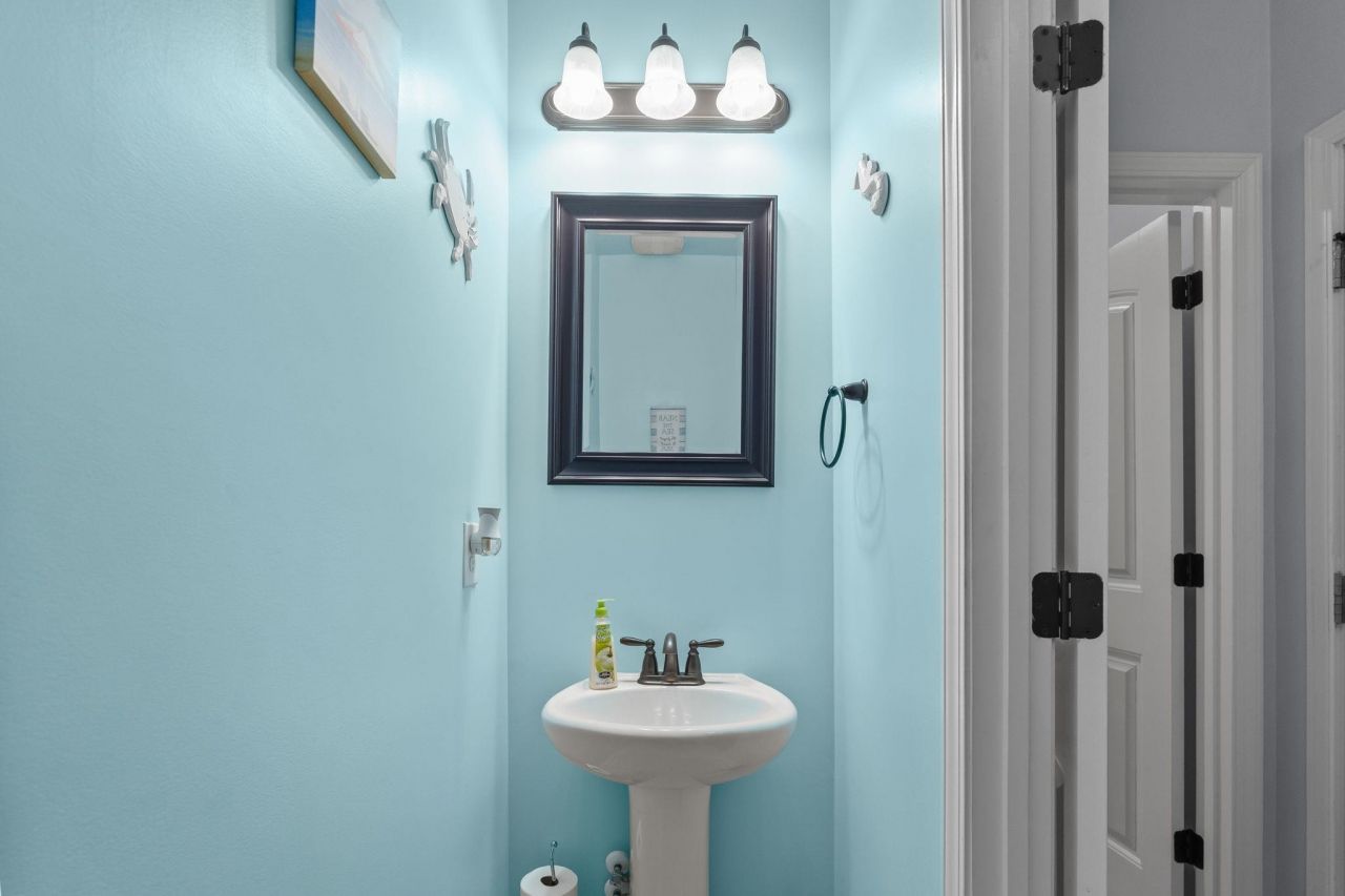 1076 Caprisia Loop  Photo 53