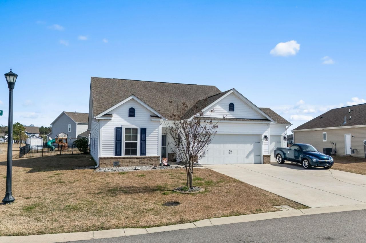 1076 Caprisia Loop  Photo 55