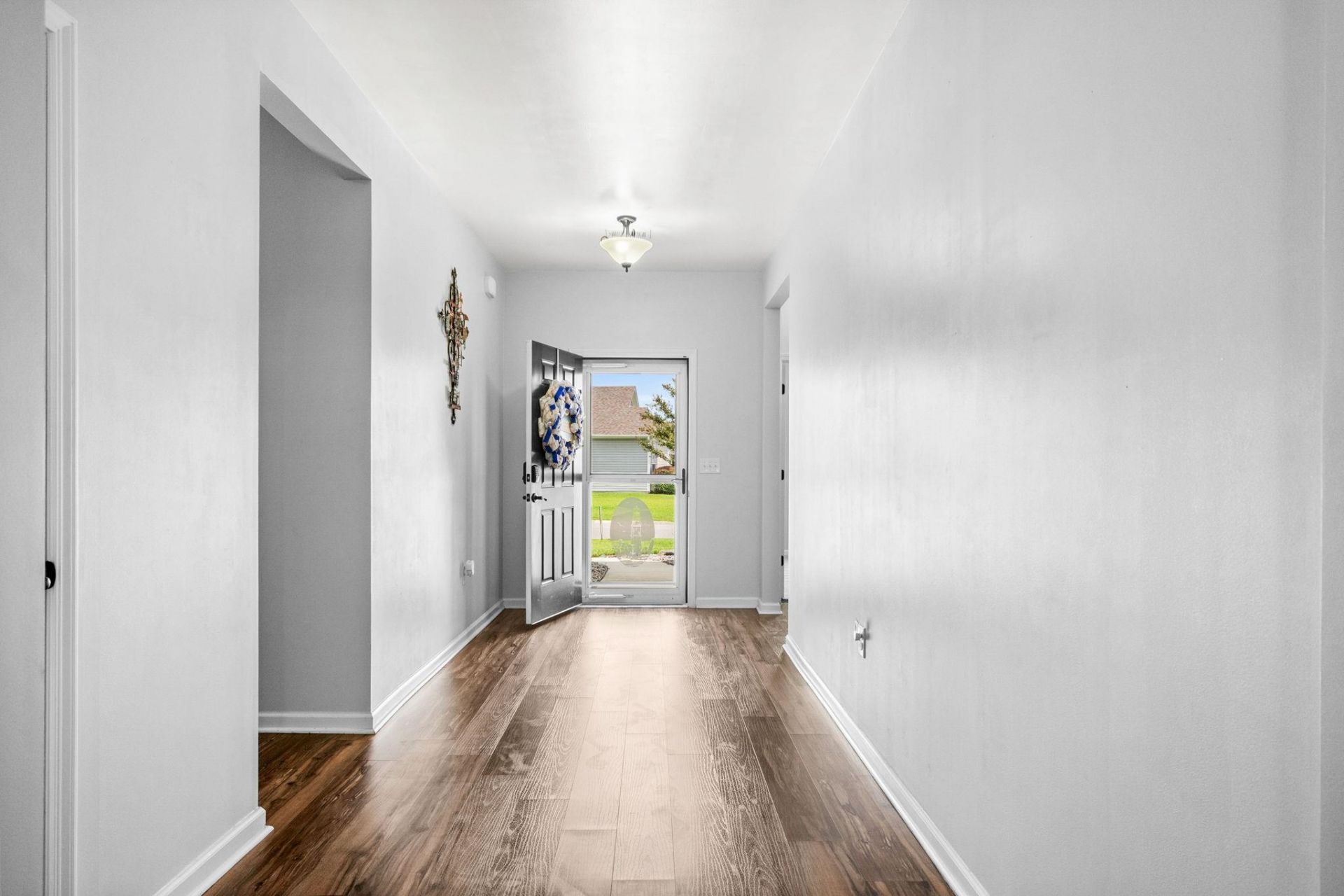 1076 Caprisia Loop Photo 6