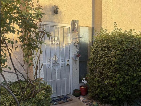 2423 E TRACY Lane, Unit 3, Phoenix, AZ 85032