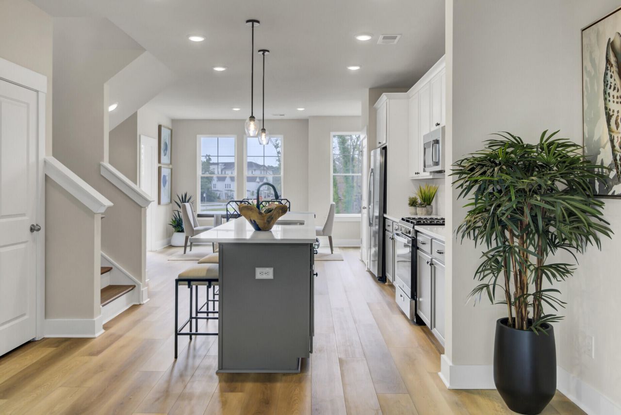 414 Caledon Court Photo 11