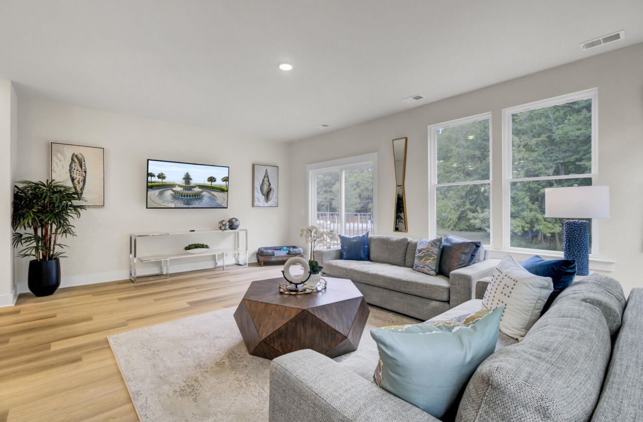 414 Caledon Court Photo 16