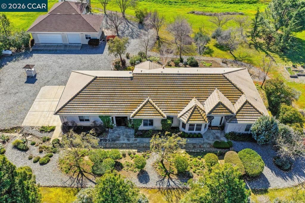 5475 Ferseyna Way, Valley Springs, CA 95252 Main Photo