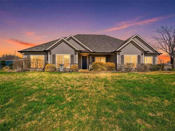 18020 Cindys Lane, Justin, TX 76247