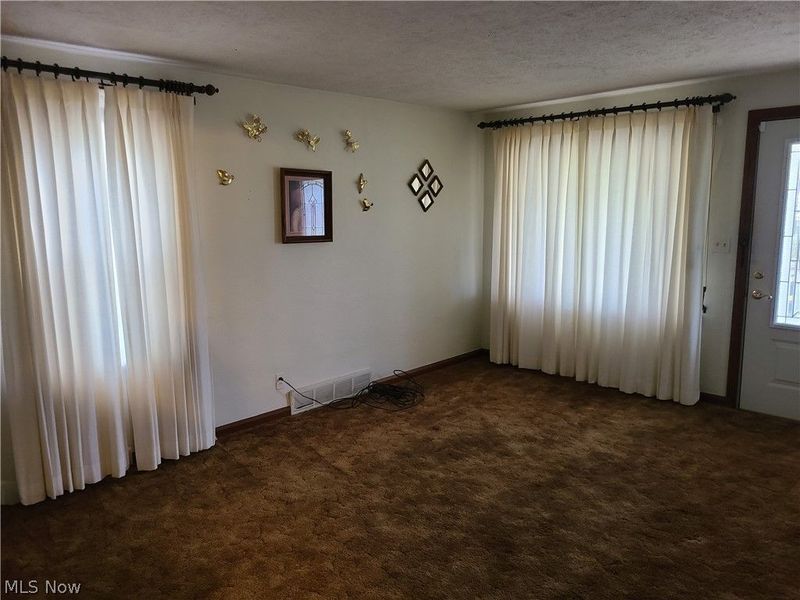 1031 Camden Avenue SW, Canton, OH 44706 Photo 6