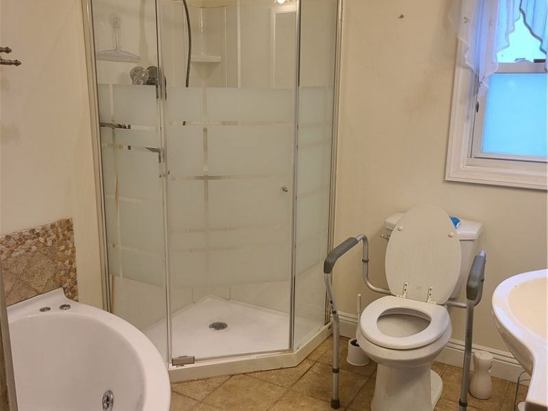 1031 Camden Avenue SW, Canton, OH 44706 Photo 9