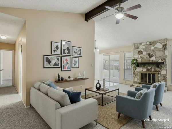 9714 Bay View Dr, San Antonio, TX 78239