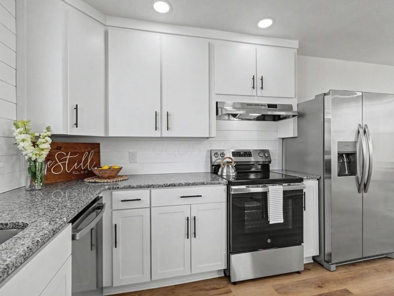 513 S Poplar Street , Bucyrus, OH 44820 Photo 10