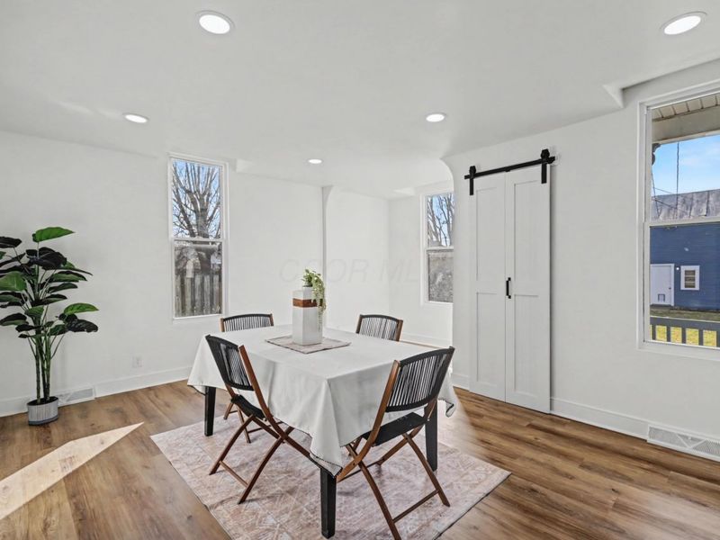 513 S Poplar Street , Bucyrus, OH 44820 Photo 7