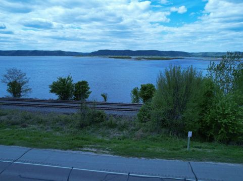 Main Photo