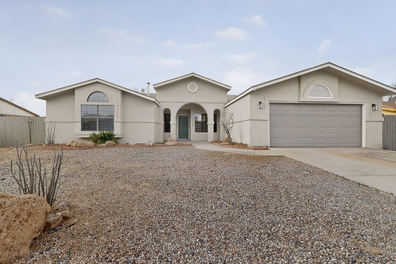 1709 Savannah Drive Ne, Rio Rancho, NM 87144 Main Photo
