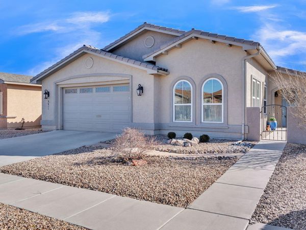 331 Rio Chama Circle SW, Los Lunas, NM 87031