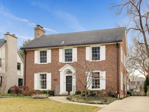 266 W Claremont Street, Elmhurst, IL 60126