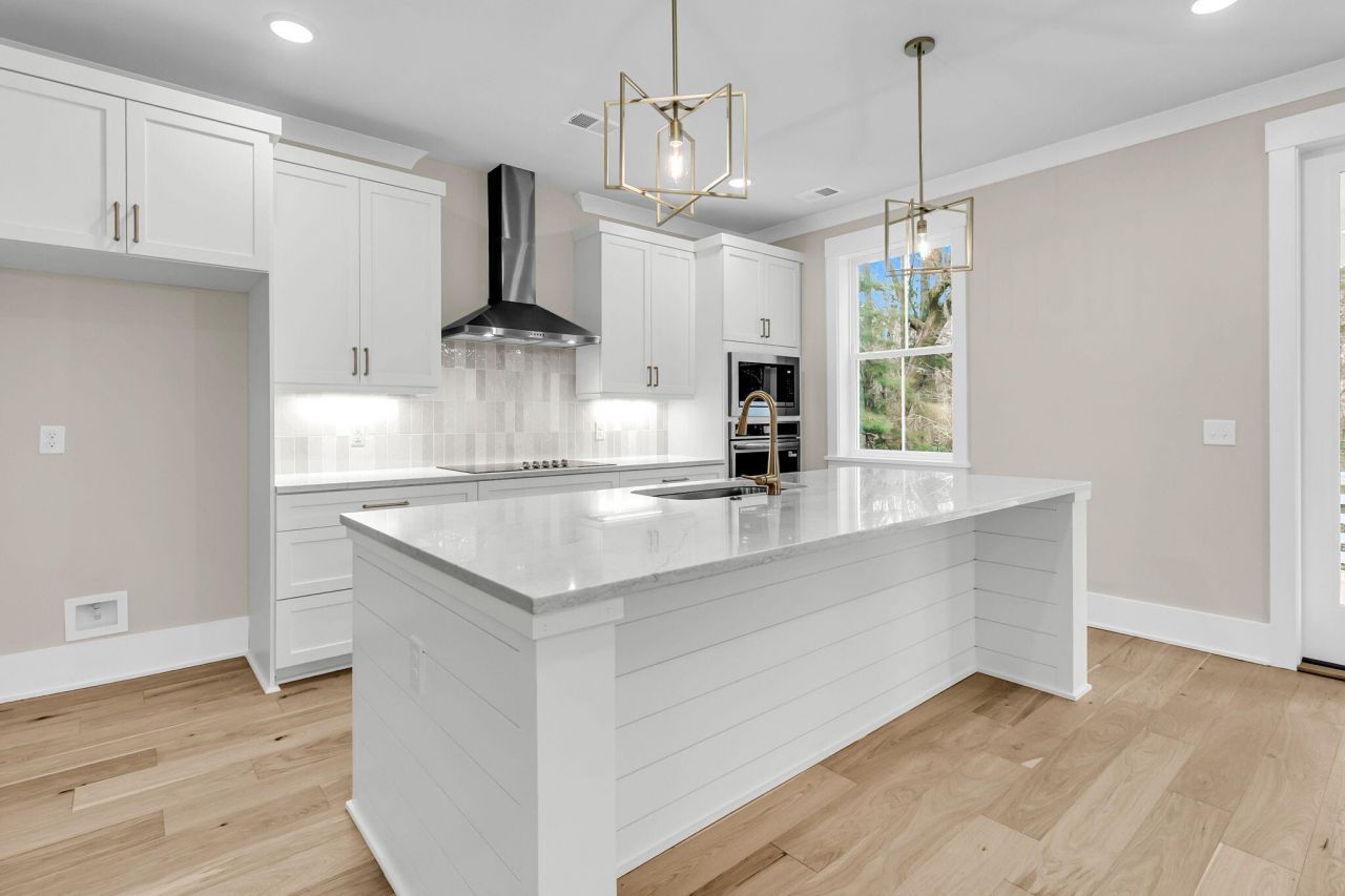 1919 Chestnut Oak Lane Photo 10