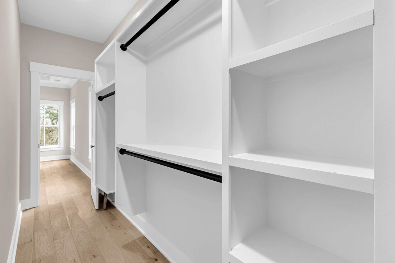 1919 Chestnut Oak Lane Photo 24