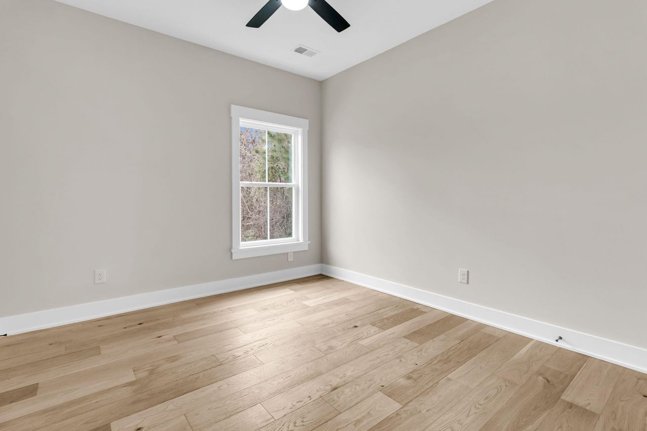 1919 Chestnut Oak Lane Photo 28