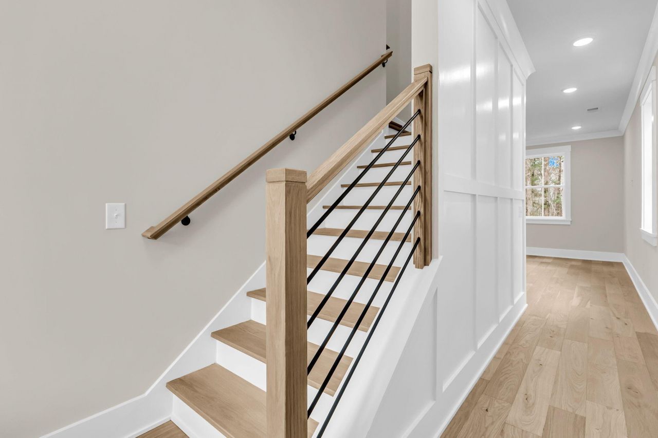 1919 Chestnut Oak Lane Photo 4