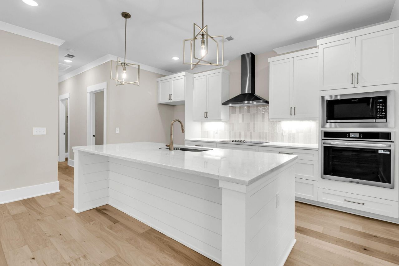 1919 Chestnut Oak Lane Photo 6