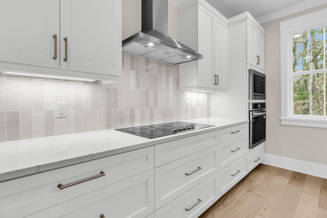 1919 Chestnut Oak Lane Photo 7