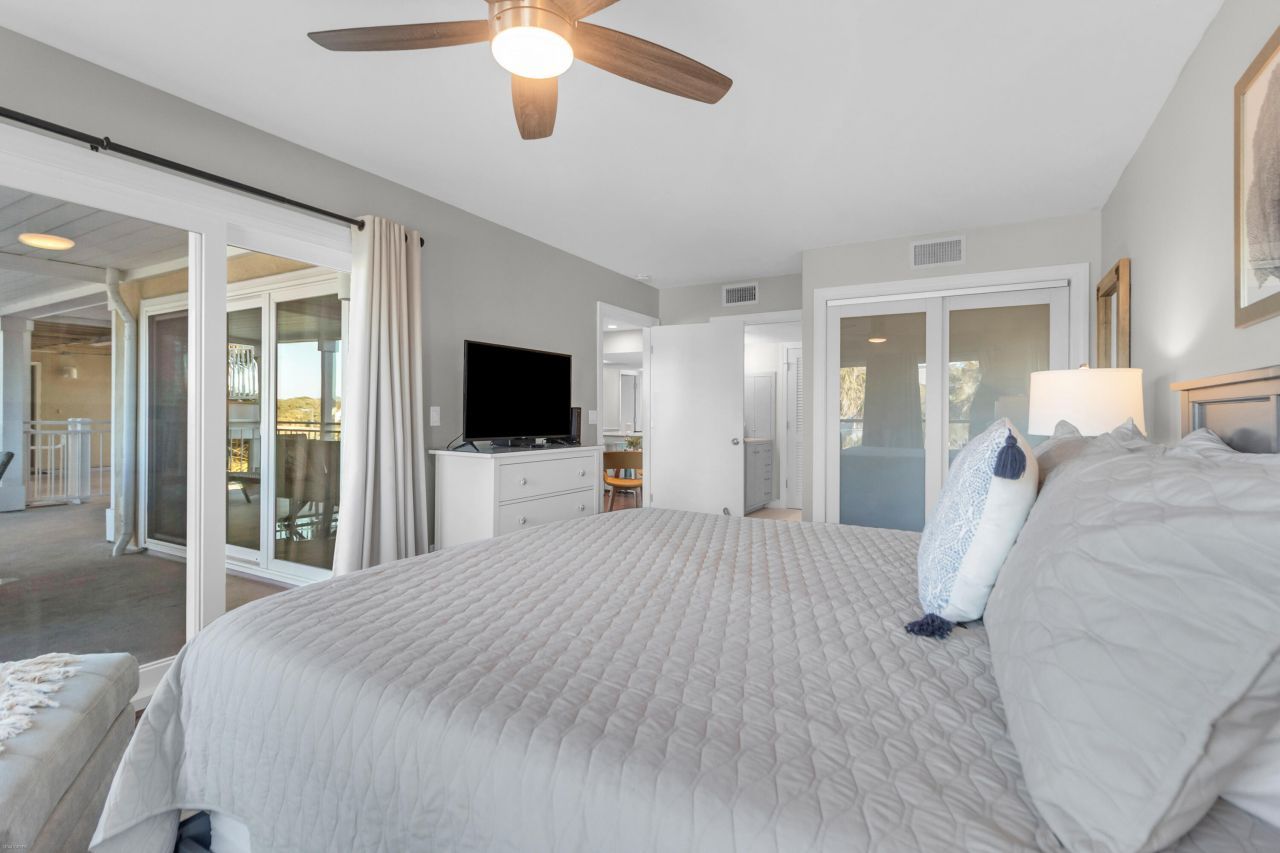 2943 Atrium Villa Drive Photo 20