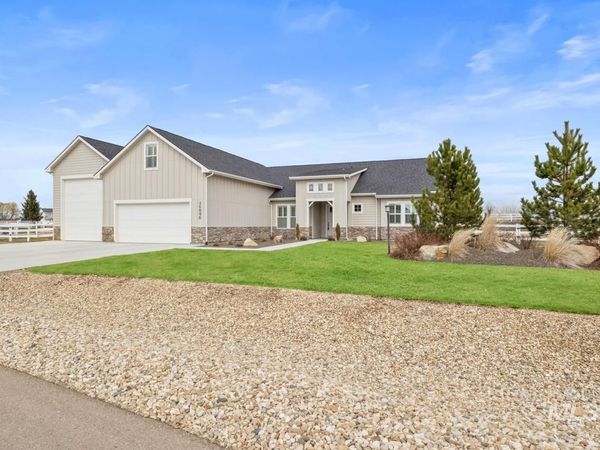 24696 Regal Road, Middleton, ID 83644