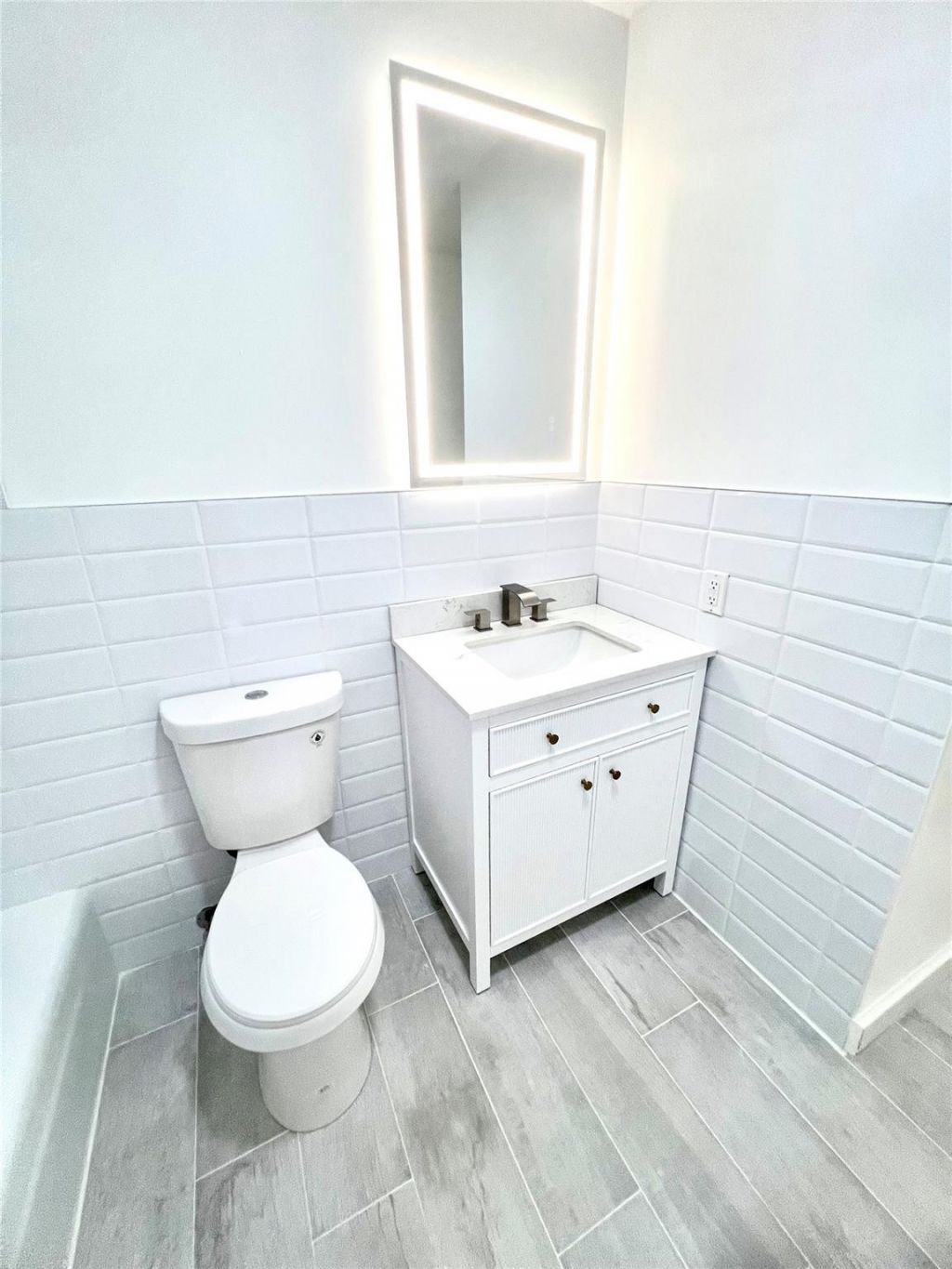 6600 NE 22nd Way, Unit 2309, Fort Lauderdale, FL 33308 Photo