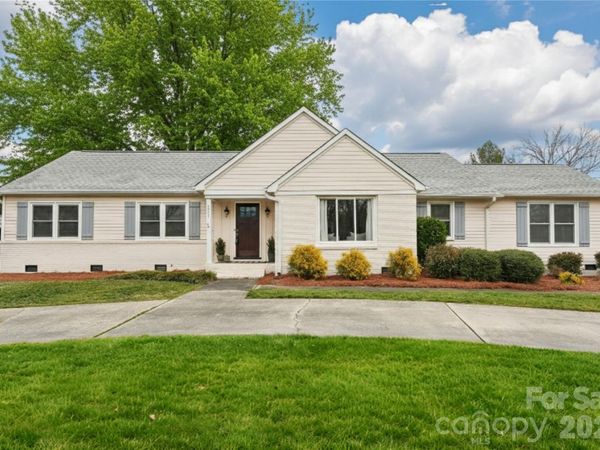 6511 Brynwood Drive, Charlotte, NC 28226