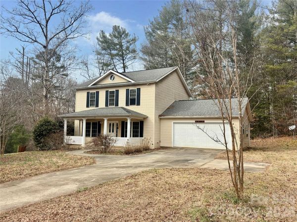 32 Kilmer Court , Taylorsville, NC 28681