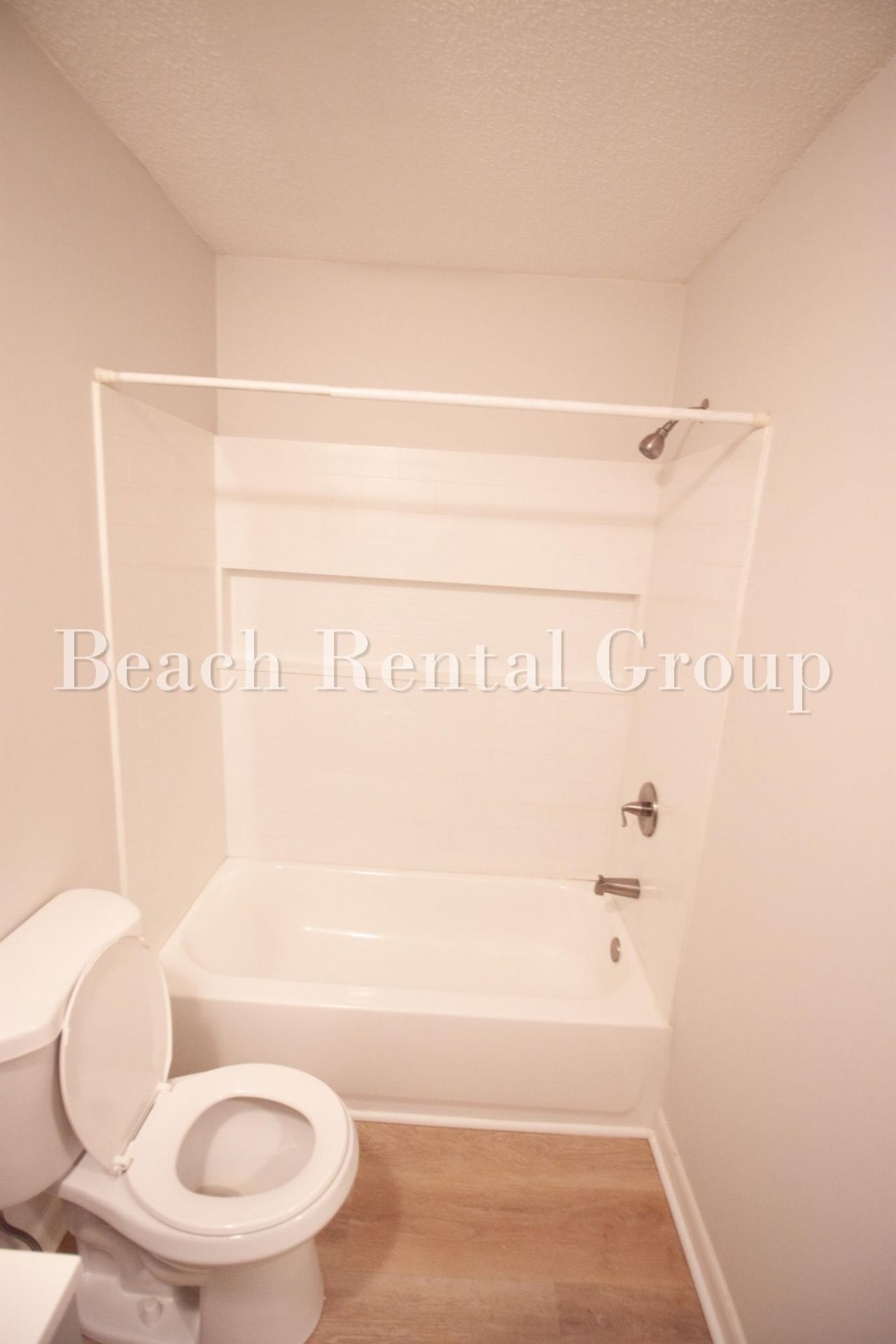 6840 Blue Heron Blvd.  Photo 12