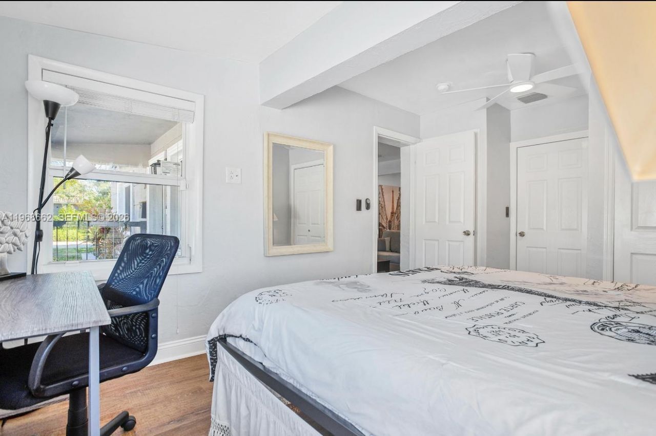 2450 NE 18th St , Pompano Beach, FL 33062 Photo