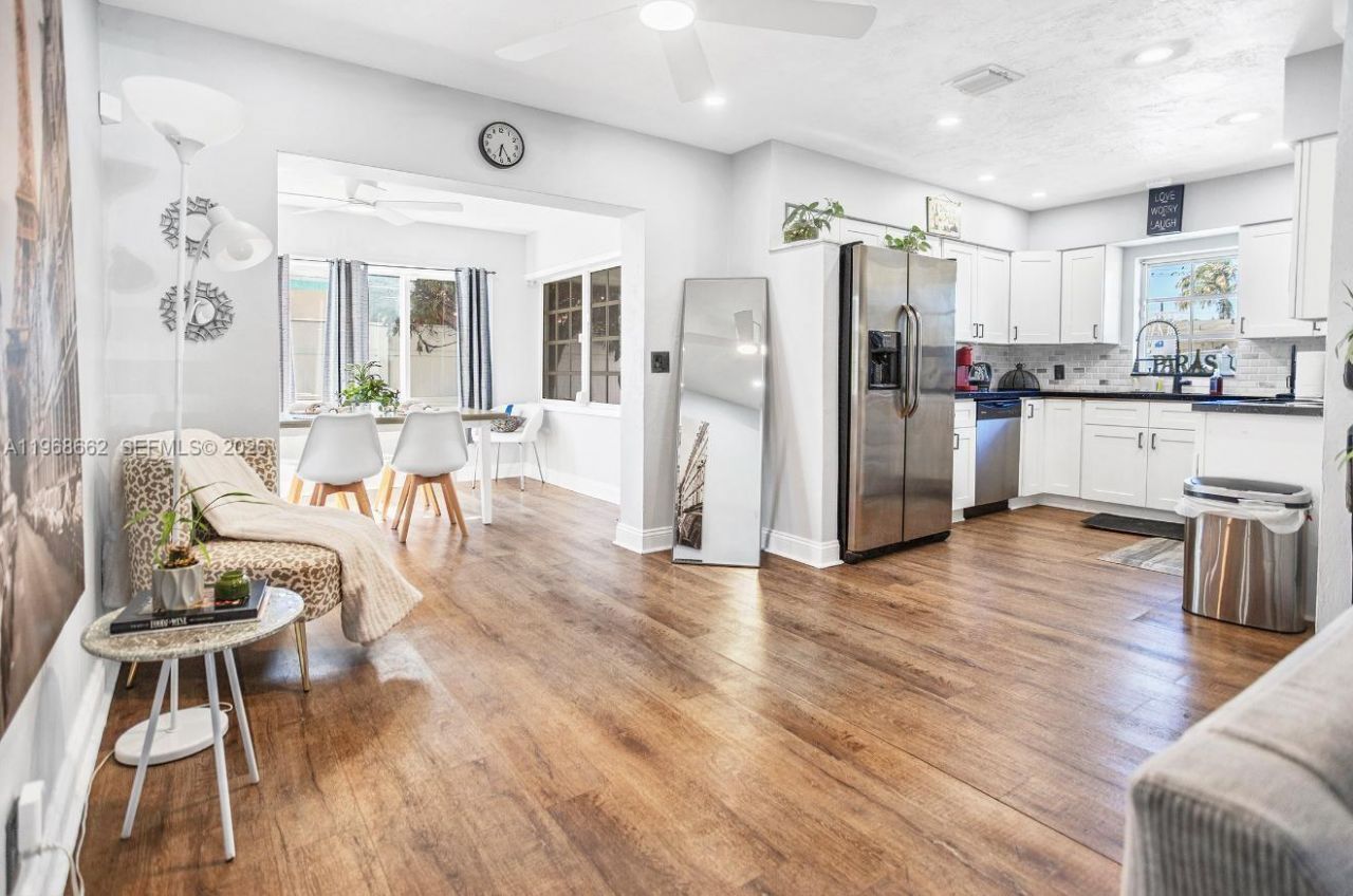 2450 NE 18th St , Pompano Beach, FL 33062 Photo